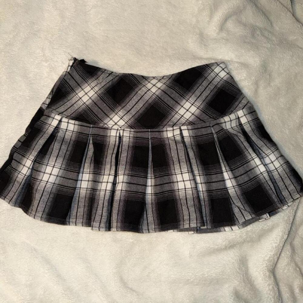 Black White Plaid Pleated Mini Skirt